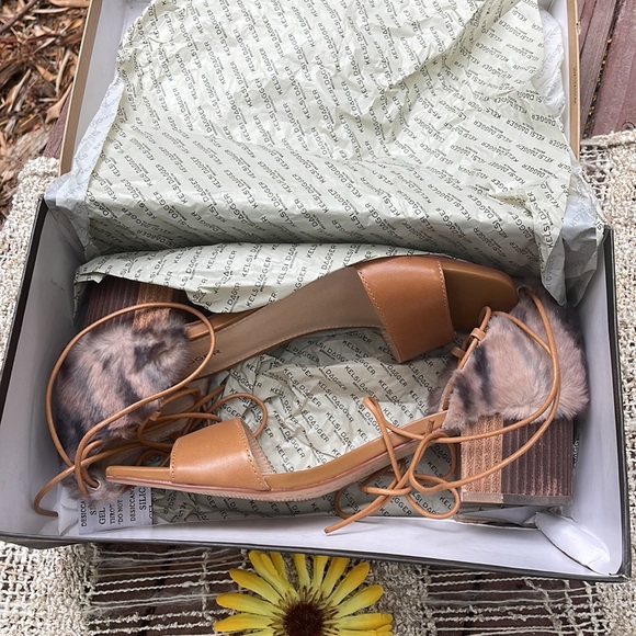 🌺 Kelsi Dagger Brooklyn; NEW “Sam” Leather/Faux Fur Sienna Sandal Sienna; Sz. 8 - Picture 7 of 9